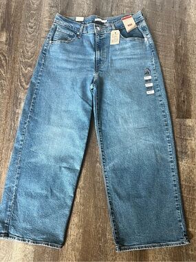 Levi's High Rise Wide-Leg Jean- Size 32x27